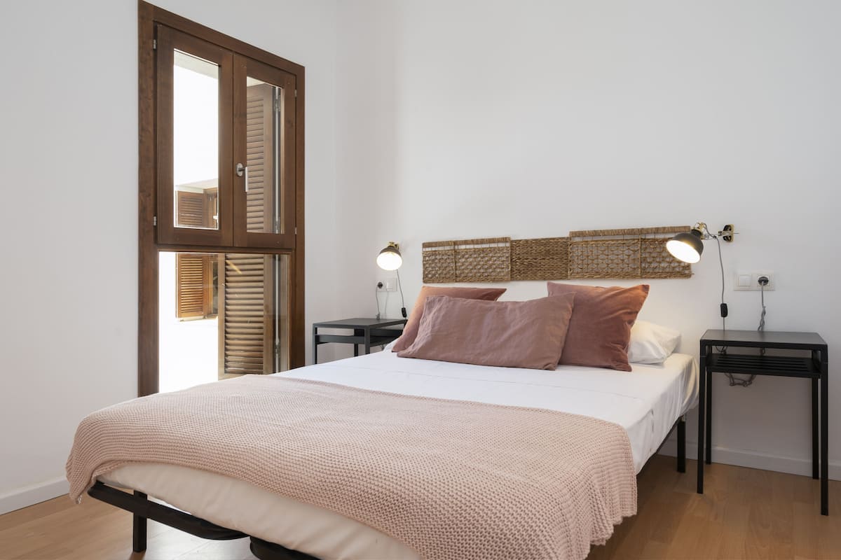 Family Apartment | 2 bedrooms, minibar, individually decorated, desk