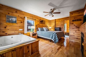 3 bedrooms, iron/ironing board, travel crib, free WiFi
