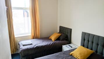4 bedrooms, iron/ironing board, free WiFi, bed sheets