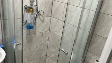 Family Double Room | Bathroom