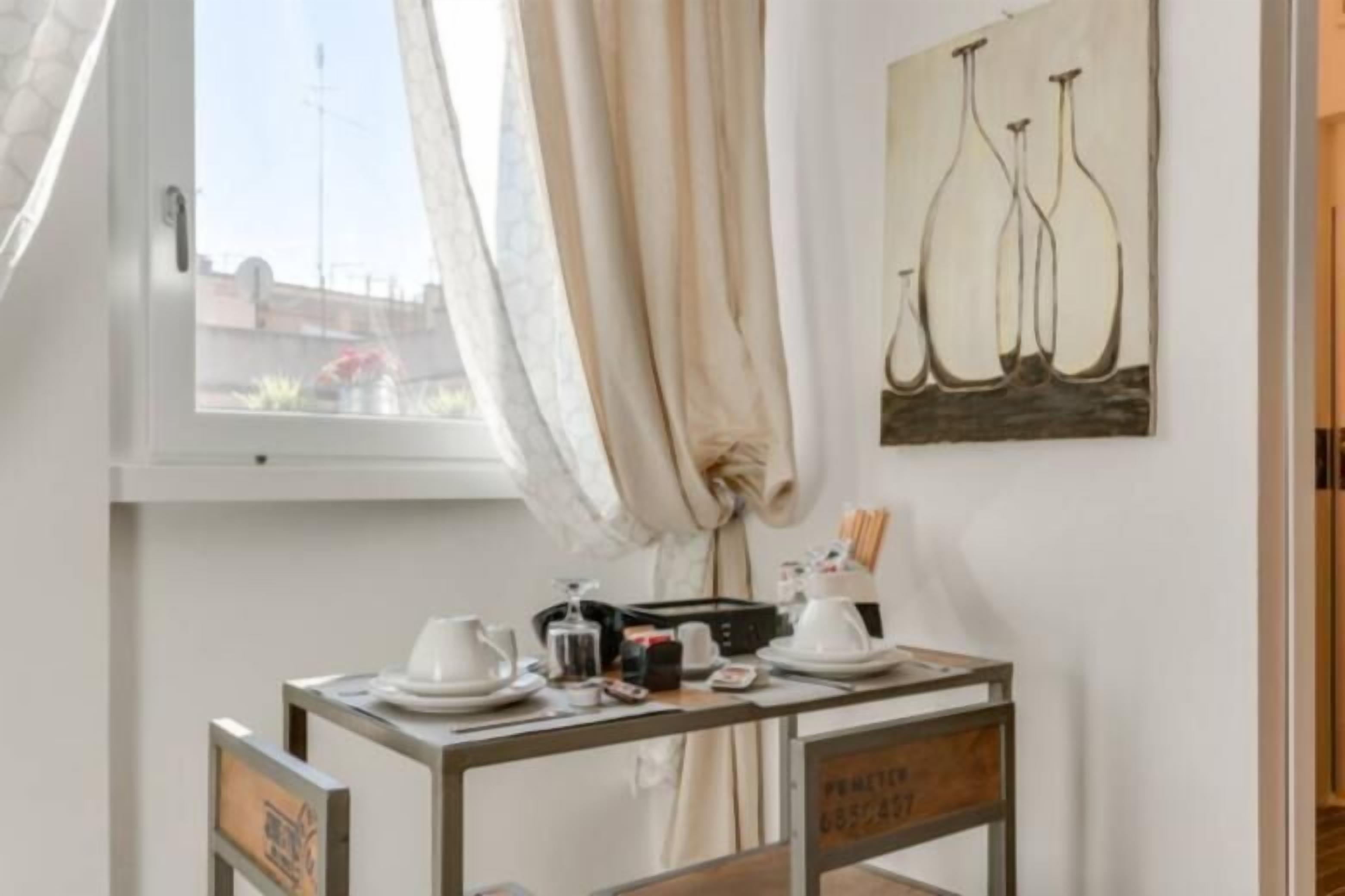Colazione self-service inclusa, servita tutte le mattine 