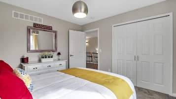 1 chambre, fer et planche Ă repasser, Wi-Fi gratuit, draps fournis