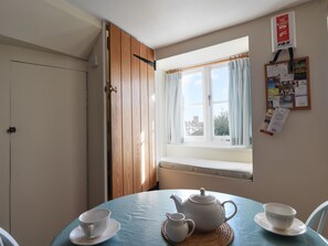 Dining - 30 Sherborne Lane (Lyme Regis)