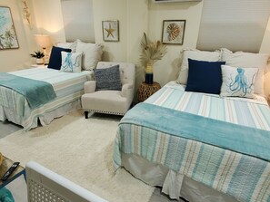 2 bedrooms, desk, free WiFi, bed sheets
