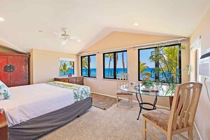 4 soverom, skrivebord, strykejern/-brett og reiseseng for barn