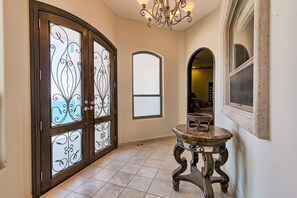 Interior - Amazing Sunsets and Margaritas at the Beachfront (Puerto Peñasco)