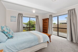 5 slaapkamers, een strijkplank/strijkijzer, wifi, beddengoed