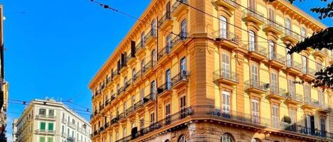 Fachada de la propiedad