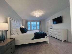 3 bedrooms, bed sheets