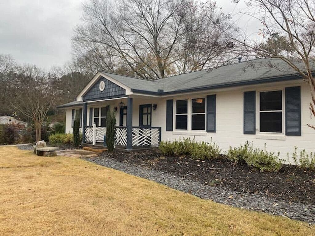 Mid-Century Modern - Walk to downtown Woodstock, GA