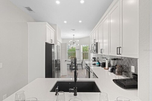 Golf community home close to Disney with private pool 236