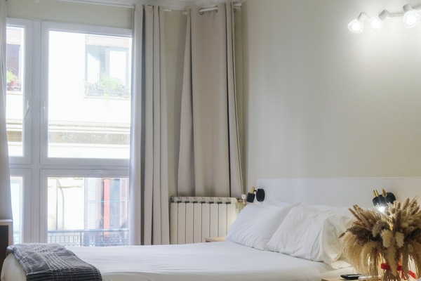 Comfort Triple Room | Premium bedding, down duvets, desk, laptop workspace