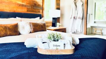 6 bedrooms, in-room safe, desk, iron/ironing board