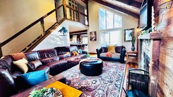 Smart-tv, eldstad och printers