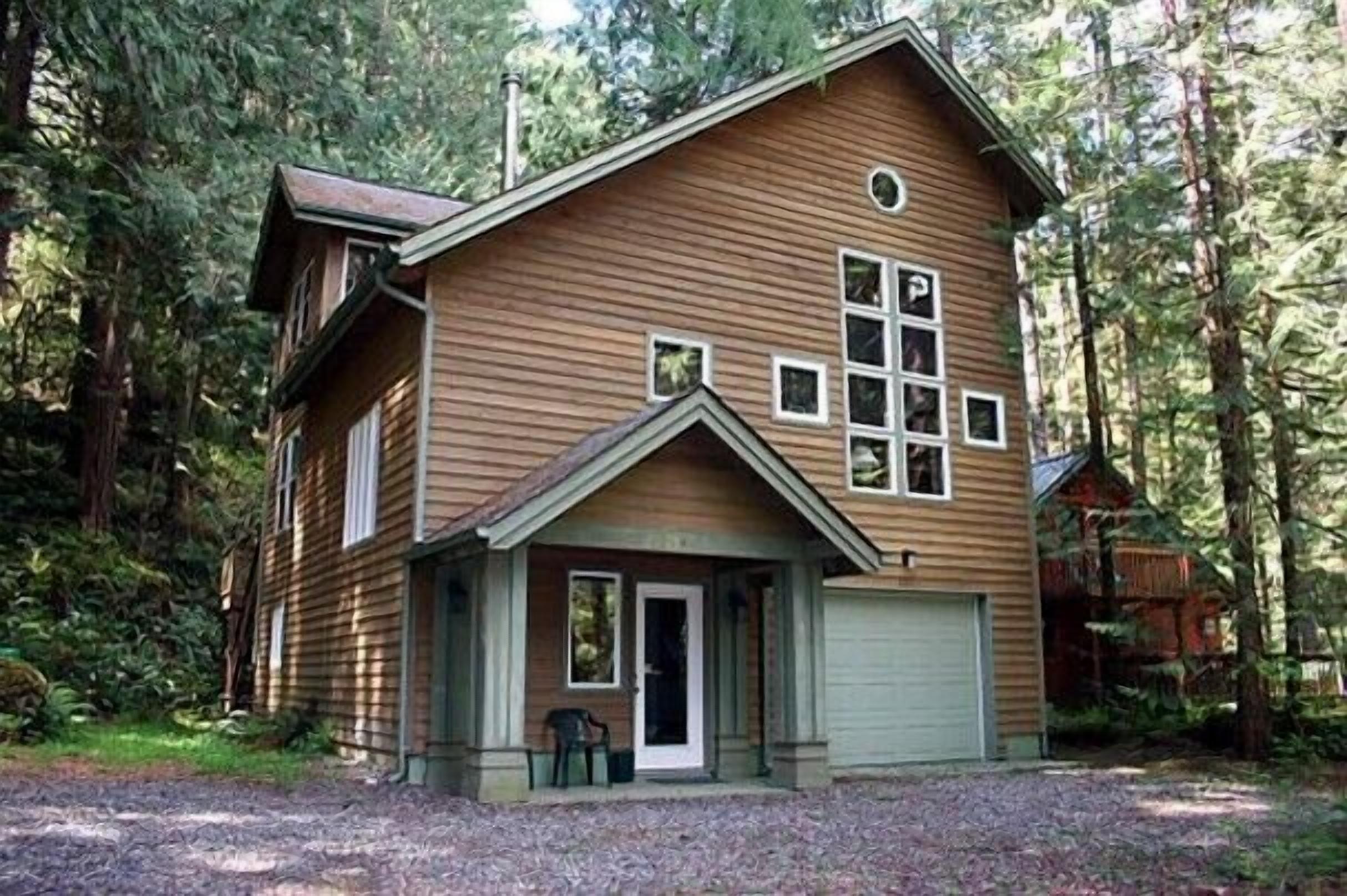 Mt. Baker Lodging Cabin 51 - Sleeps 8!