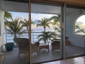 Interior - Oceanfront, 4 balcony condo: Stunning Sunsets (Sint Maarten)