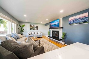 Televisor i llar de foc