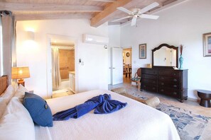 3 slaapkamers, een strijkplank/strijkijzer, wifi, beddengoed