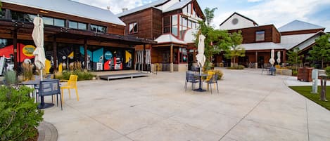 Khuôn viên nơi lưu trú