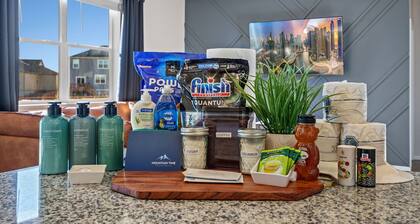 The Chic Guest Retreat in Old Town Near Csu!