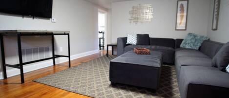 Apartment, Multiple Beds, Kitchen, Garden View (915 23rd St Lower) | Living area | 40-inch TV with digital channels