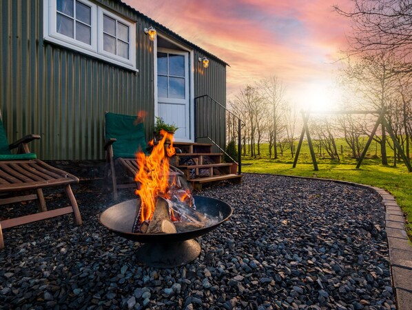Property grounds - The Pleasant Hut at Mountpleasant Farm (Ulverston)