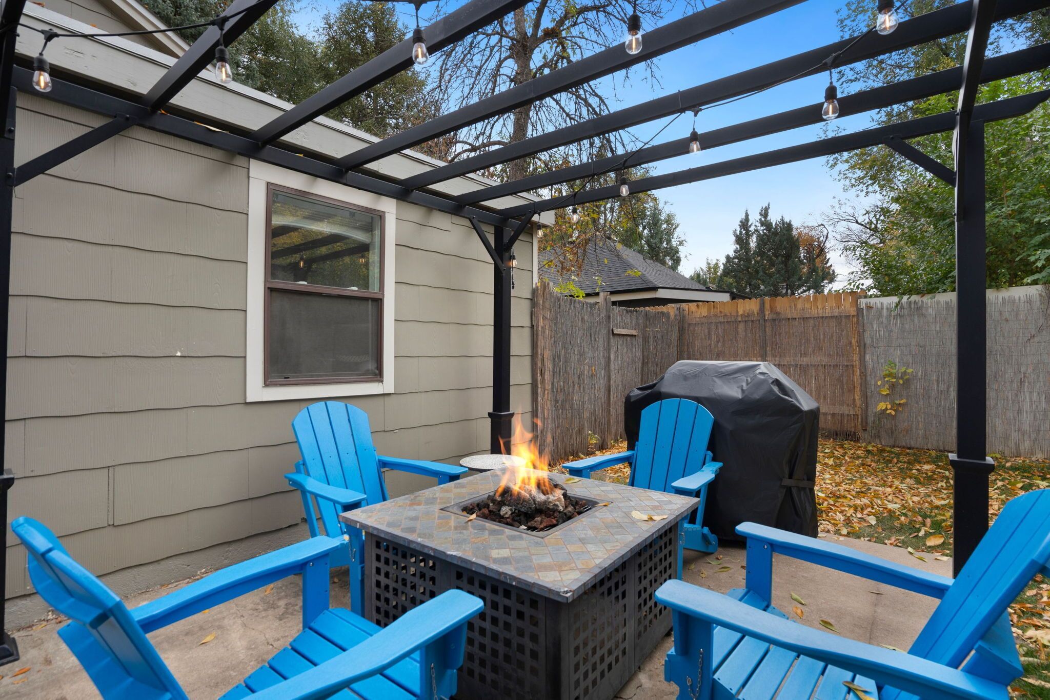 Khu ẩm thực ngoài trời