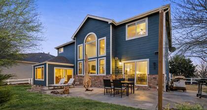 Spacious Home W/ Fun Amenities | Lake & Mtn Views