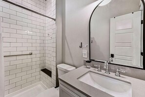 House, Multiple Beds, Kitchen, Garden View (443 E 10th St. Loveland) | Bathroom | Designer toiletries, towels - Cozy Chic Home in Downtown Loveland! (Loveland)