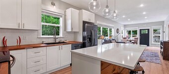 Cozy Chic Home in Downtown Loveland!