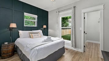 3 bedrooms, free WiFi, bed sheets
