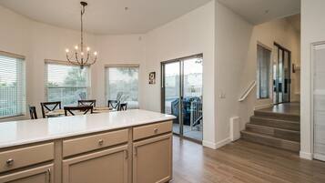 House (4 Bedrooms) | Private kitchen | Fridge, microwave, oven, blender