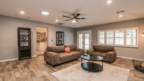 Studio (4 Bedrooms) | Living area - Modern Chic Old Town Scottsdale Home W/pool & Gym! (Scottsdale)