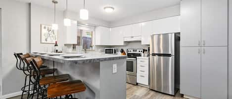 Condo, 1 Queen Bed with Sofa bed, Patio, Garden View (220 Peterson St Unit 2) | Private kitchen | Fridge, microwave, oven, stovetop
