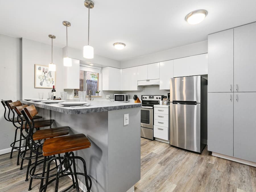 Condo, 1 Queen Bed with Sofa bed, Patio, Garden View (220 Peterson St Unit 2) | Private kitchen | Fridge, microwave, oven, stovetop
