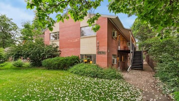 Condo, 1 Queen Bed with Sofa bed, Patio, Garden View (220 Peterson St Unit 2) | View from room