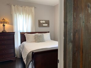 House, Multiple Beds, Patio, Garden View (325 N. Loomis Ave) | 2 bedrooms, free WiFi, bed sheets - The Cottage! Chic Bungalow Near Old Town Square! (Fort Collins)