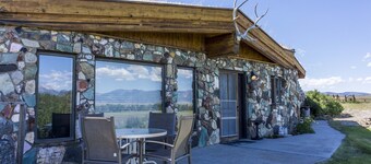 Spring Creek Retreat on the Madison River