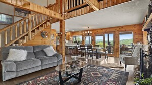 Smart TV, fireplace, table football, stereo - Blue Ridge Spectacular Mountain View Cabin-Fire Pit •Game-room•Wrap Around Porch (Piney Creek)