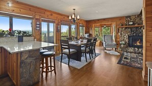 Dining - Blue Ridge Spectacular Mountain View Cabin-Fire Pit •Game-room•Wrap Around Porch (Piney Creek)