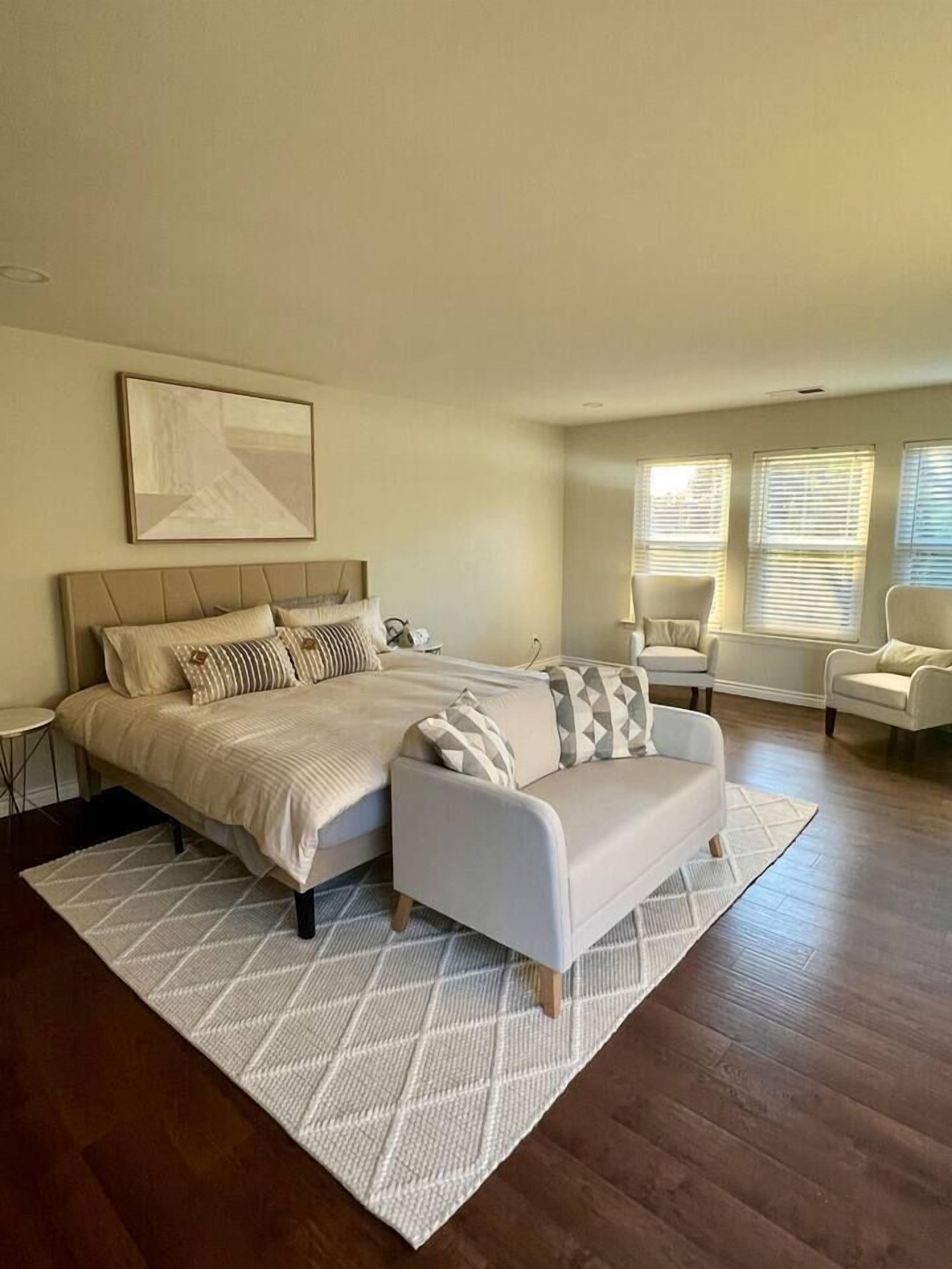 5 habitaciones, cuna de viaje, wifi gratis y ropa de cama 