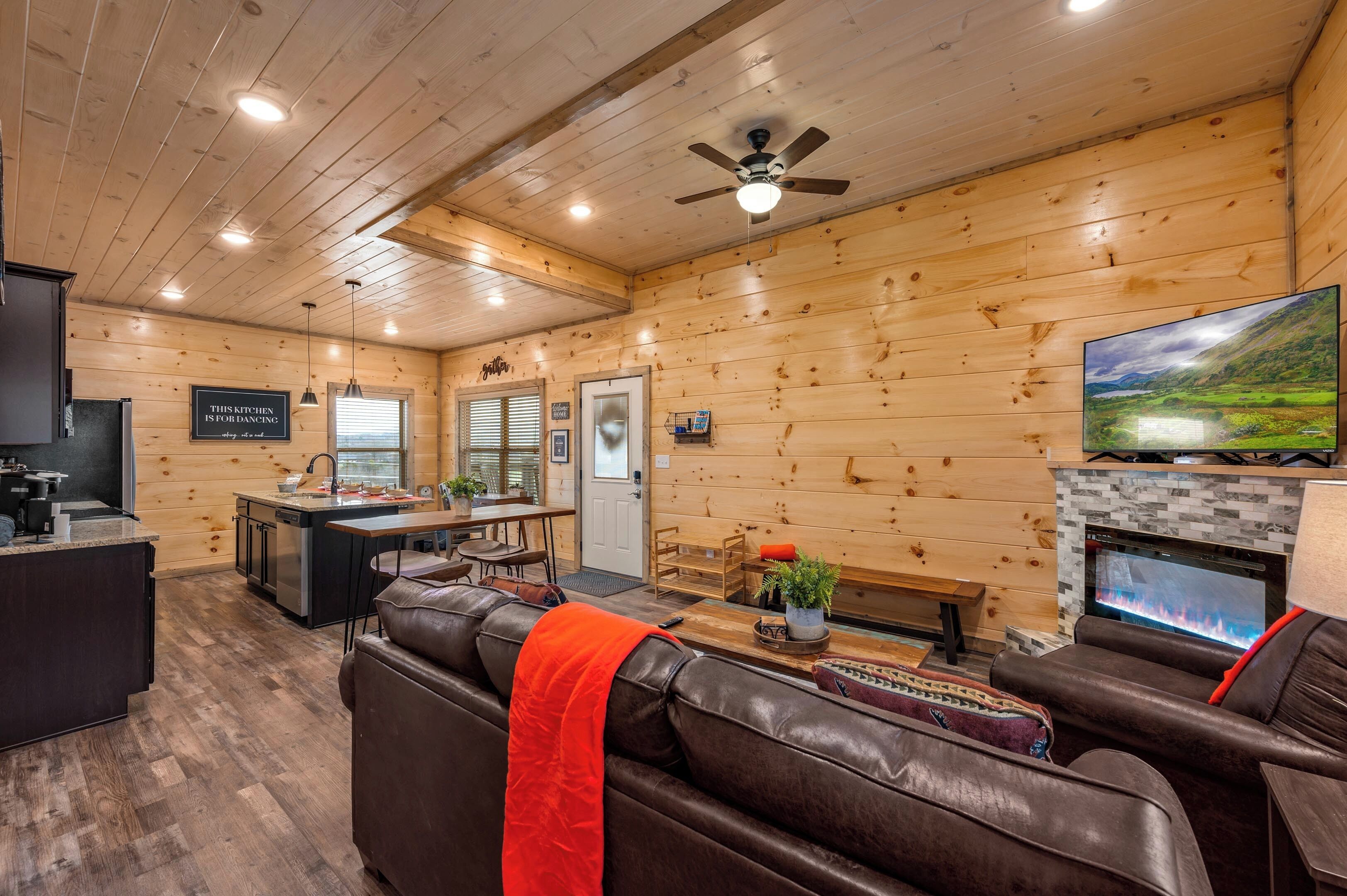 Smart TV, chimenea y videojuegos 