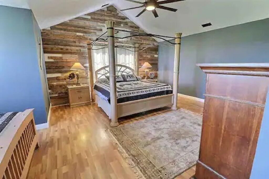 8 多间卧室、熨斗/熨衣板、旅行婴儿床、免费 WiFi