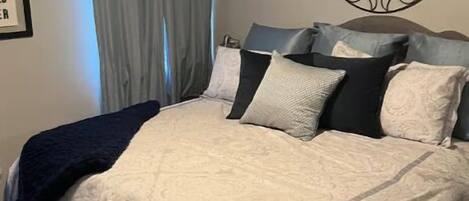 1 bedroom, desk, iron/ironing board, free WiFi