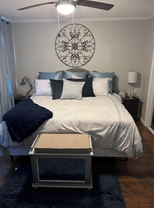 1 bedroom, desk, iron/ironing board, free WiFi