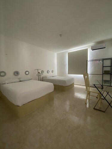 14 HOUSE A FEW MINUTES FROM THE BEACH