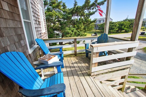 Oceanside, Handicap Friendly, Hot Tub, & Easy Beach Access