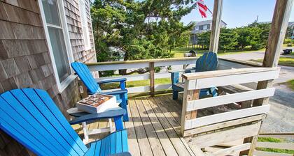 Oceanside, Handicap Friendly, Hot Tub, & Easy Beach Access