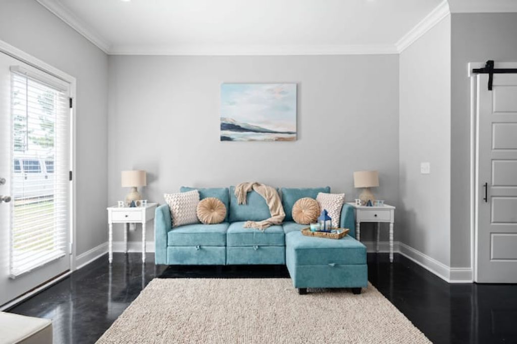 Cheerful 3bdrm with Beach Vibes, Slps 9, Spacious