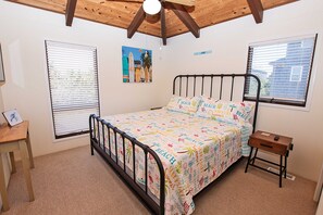 4 bedrooms, travel cot, free WiFi, bed sheets